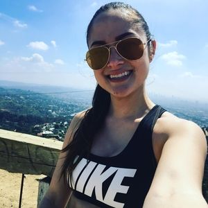 Meet your Posher, Sam